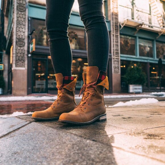 Kodiak Women's 8 in Cloverdale Plaid Ankle Boot - Picture 1 of 11